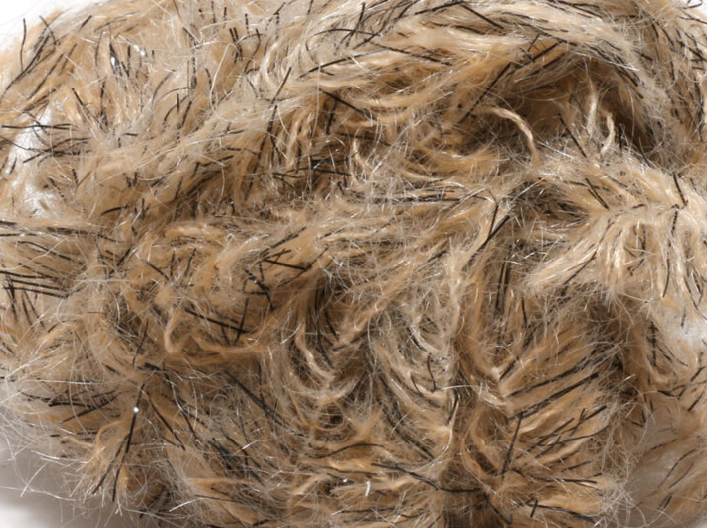 Medium 10mm Speckled Black Mohair Scruff